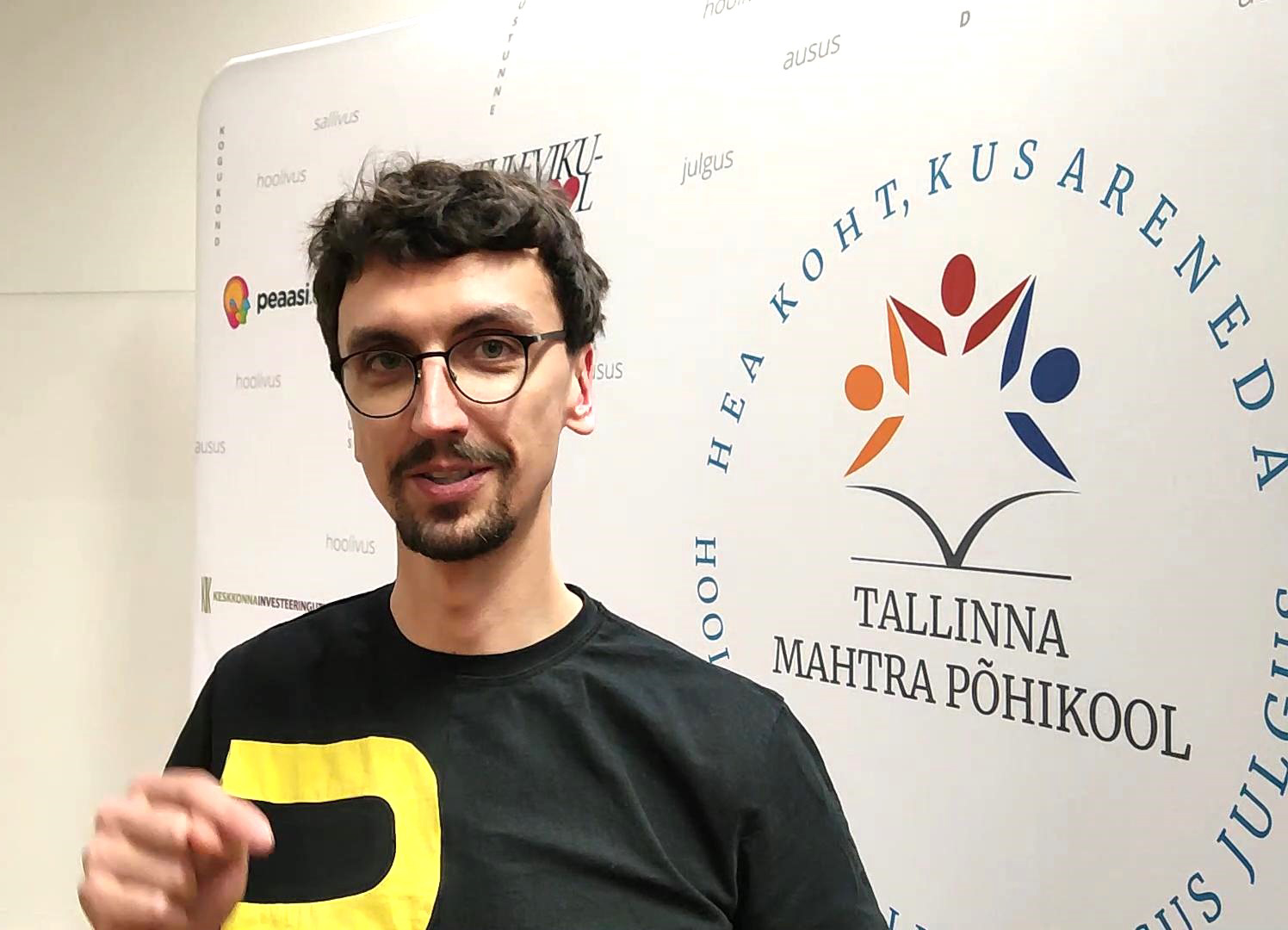 Cum va trece școala primară Mahtra la limba estonă