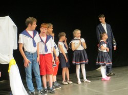 Tartu Maarja kooli lapsed etendasid katkendi „Helisevast muusikast”. Foto: Sirje Pärismaa